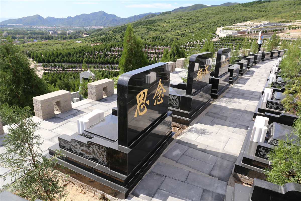 龙泉公墓园区景观